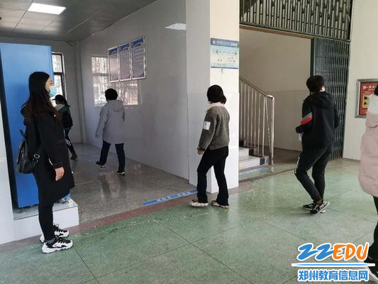 有序如厕_调整大小